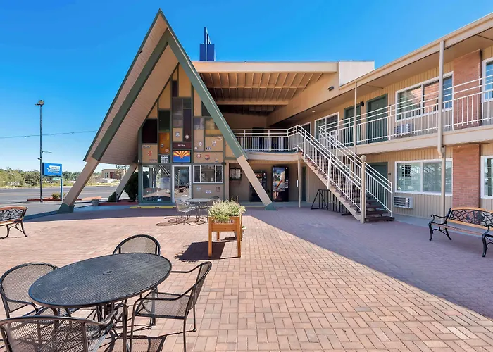Americas Value And Motel 2*
