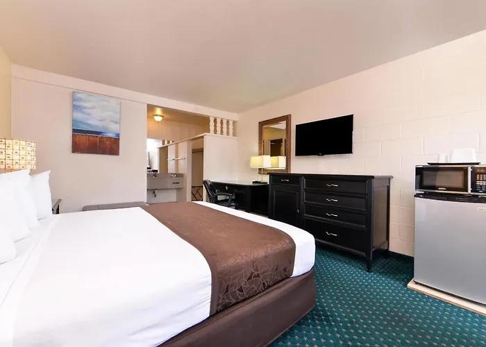 Motel Americas Value And 2*