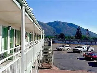 Americas Value And Flagstaff